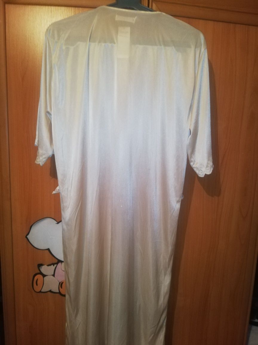 Продам пеньюар новый