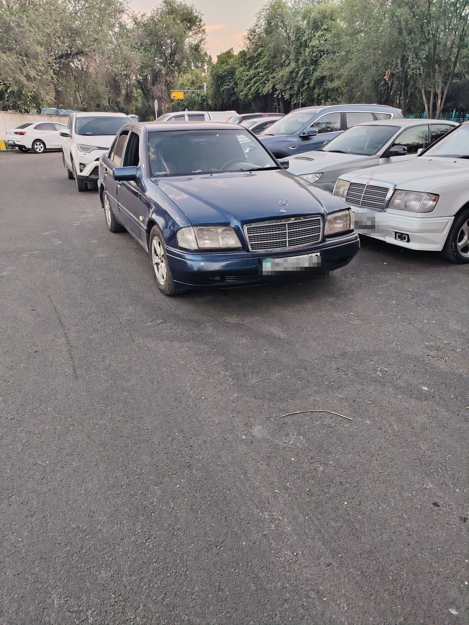 Продам или обменяю Мерс С 180, объем 2.0, автомат, 1995, Алматы