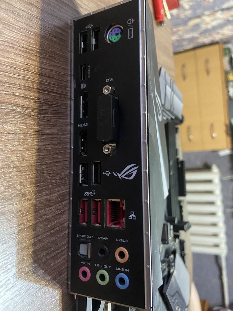 Материнская плата ASUS ROG Strix B360-F Gaming