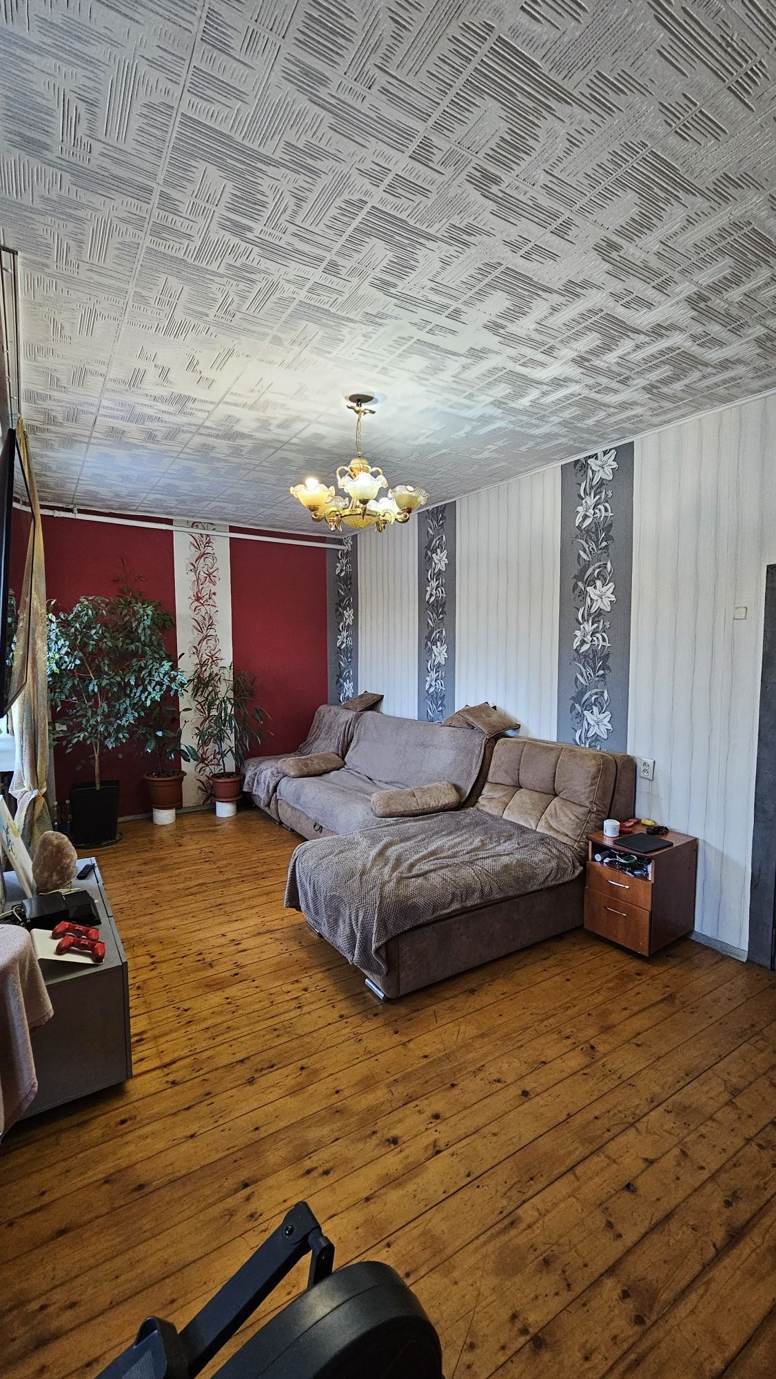 Продам дом 280 кв.м. в 23 мкр ул. Кокорина