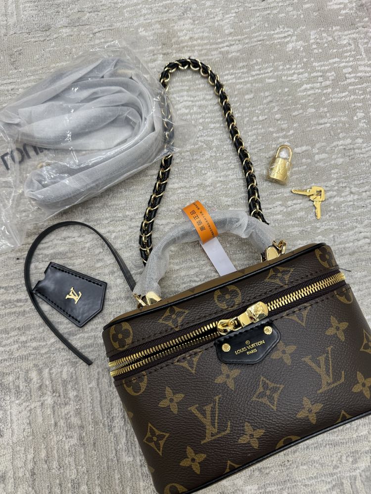 Сумка Vanity Chain LV Louis Vuitton