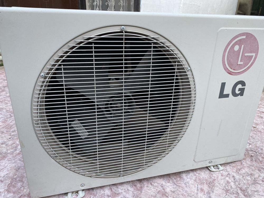 Кондиционер LG в отличном состоянии