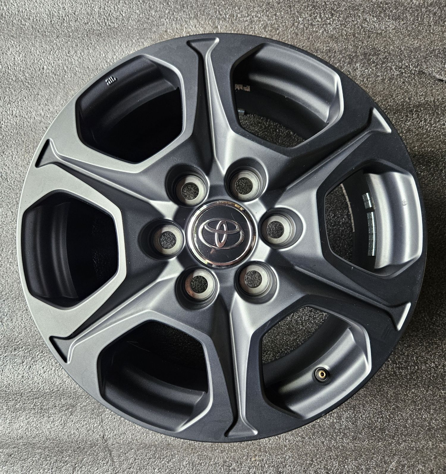 Диски от Toyota Land Cruiser 300 GR Sport / Prado 250