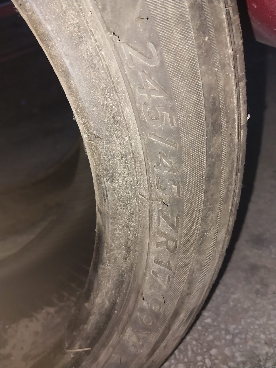 Продаётся шины 245 45 R 17.    185 75 R 14    40.000 тг каждый ком