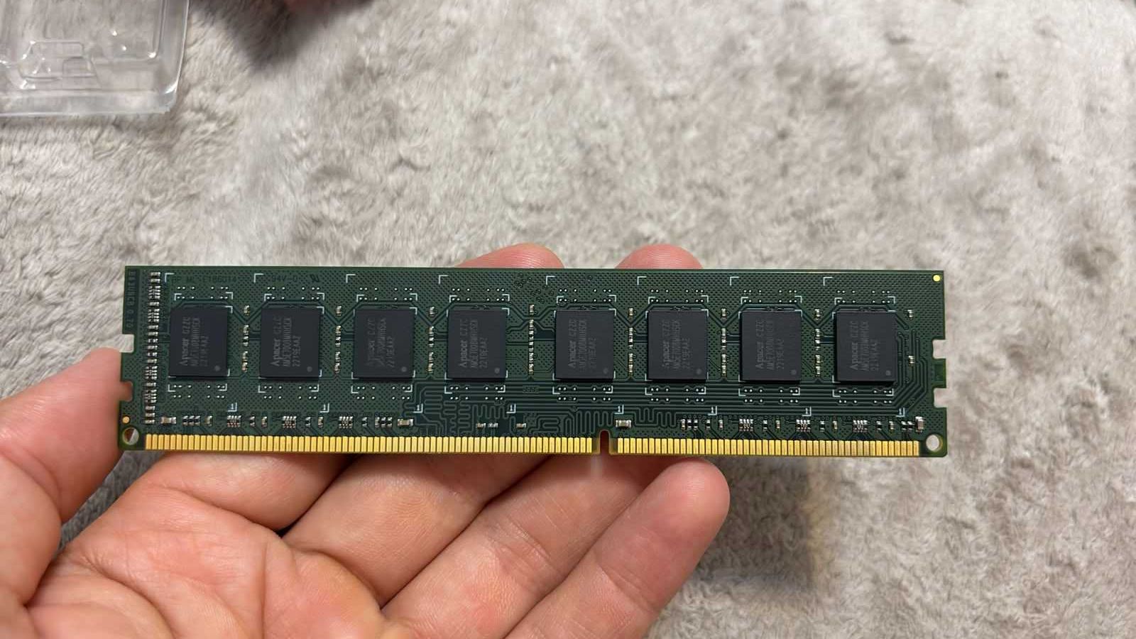 продам DDR-3 DIMM 8 GB 1600 MHz Apacer