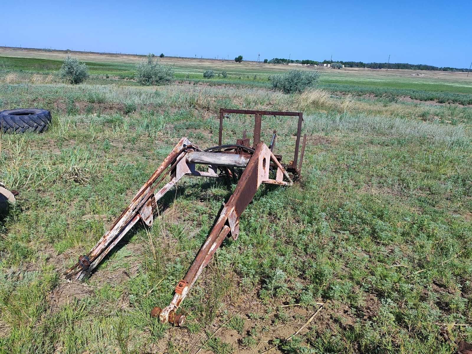 Продам трактор Т -28  в комплекте, на ходу