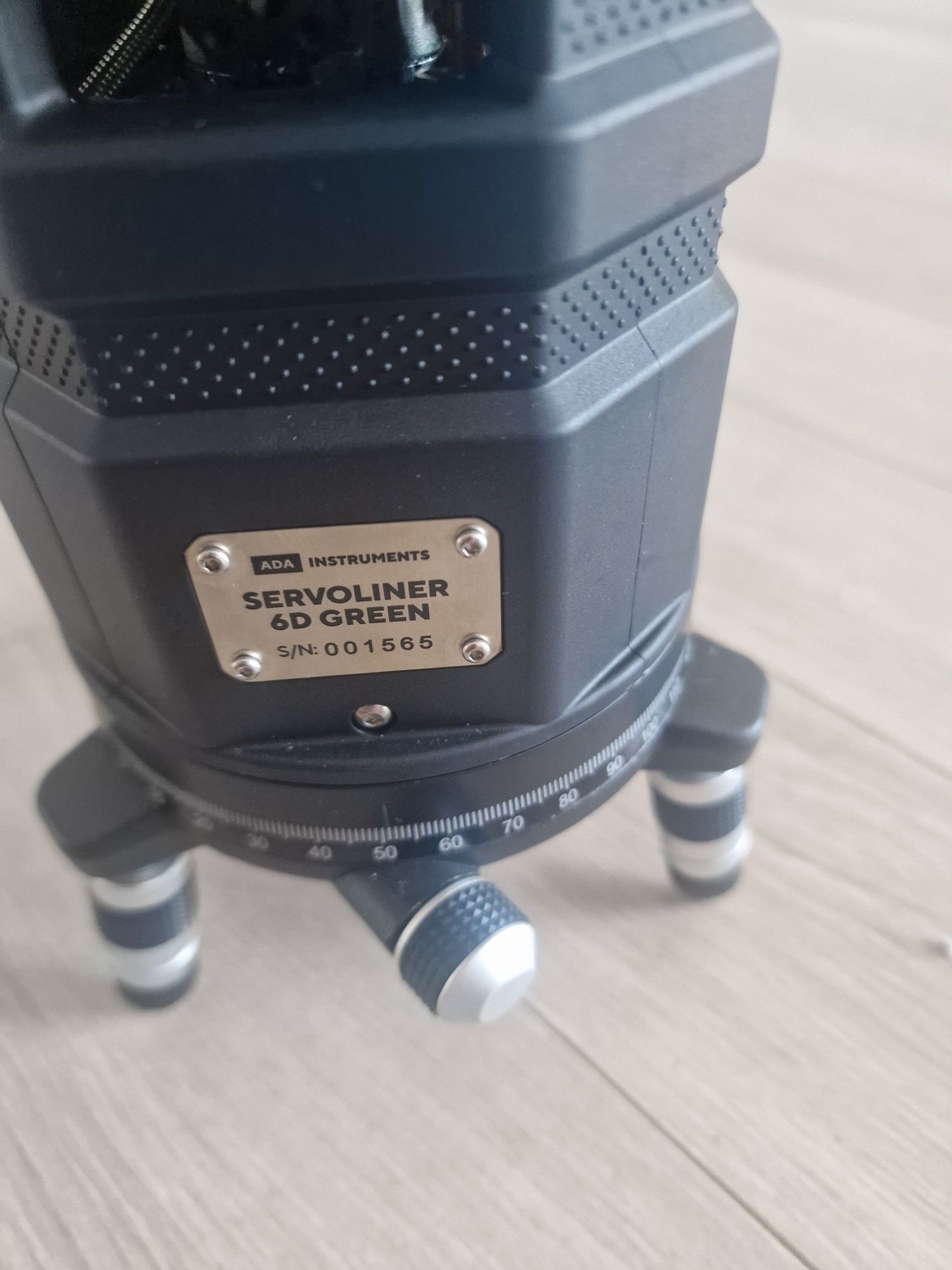 Продам лазерный уровень невелир. ADA6D SERVILAINER GREEN