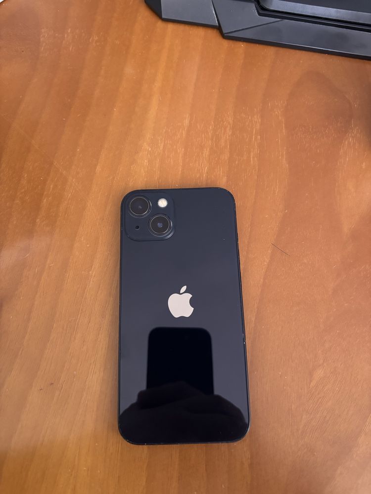 Iphone 13 в хорошем состоянии