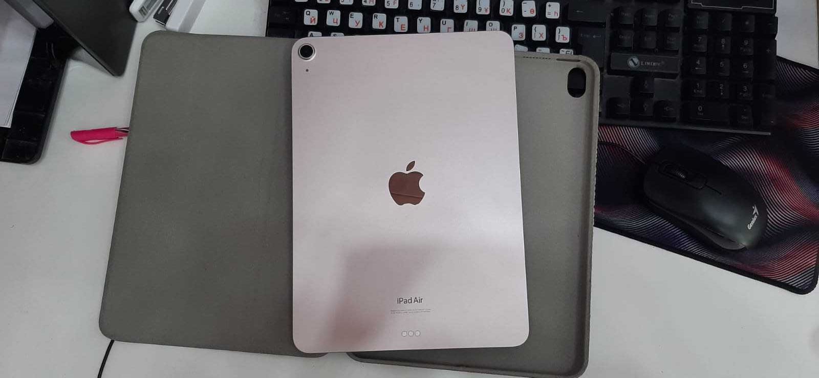 Планшет Apple IPad Air, 2022, 10.9 WI-Fi 10.9 дюйм, 8Гб/256Гб