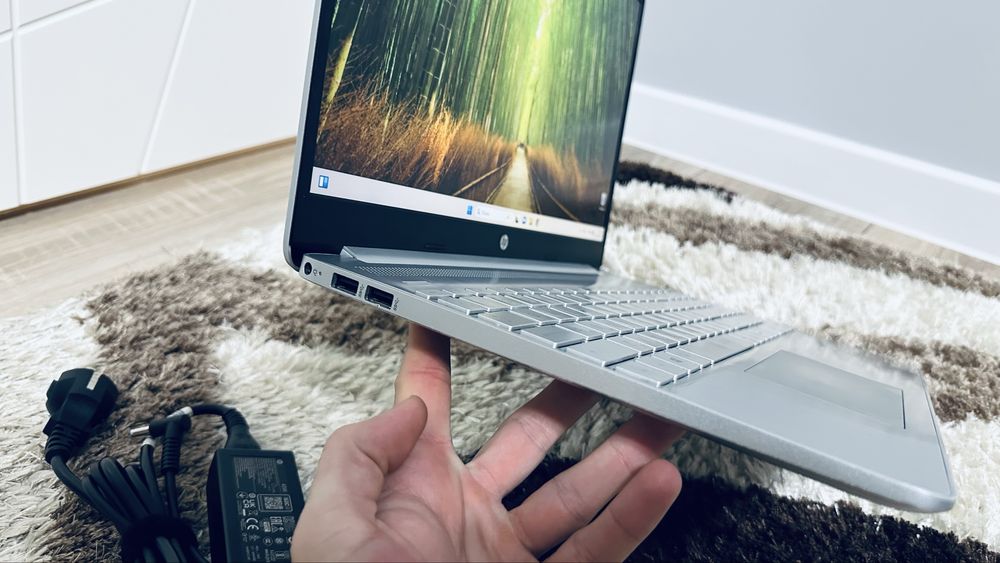 Ноутбук HP Core i3-11th/16GB/512GB SSD/Видеокарта 8GB
