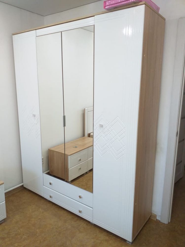 Продам мебель в отличном состоянии срочно
