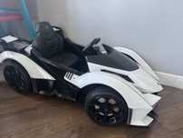 Машинка на пульте Lamborghini. Идеальное состояние