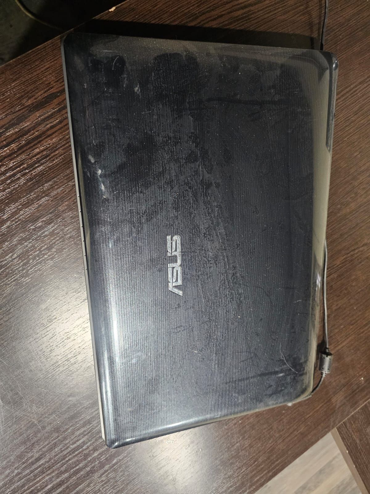 Продам ноутбук Asus i core 5 сумка мышка в комплекте