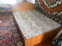 Продаю кровать с ДОСТАВКОЙ (матрасом и двумя тумбочками) СРОЧНО!