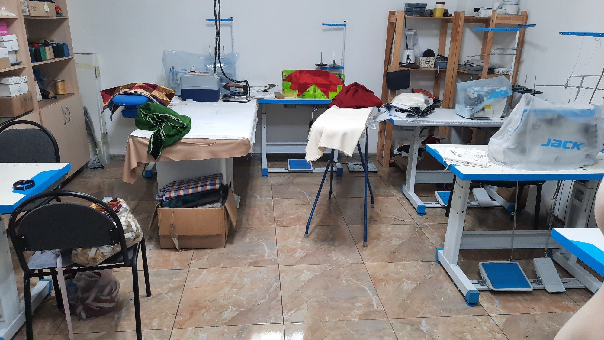 Продам швейное оборудование