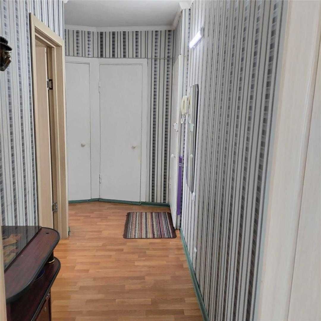 ,,, Продам 4-х комнатную КВ в Пришахтинске