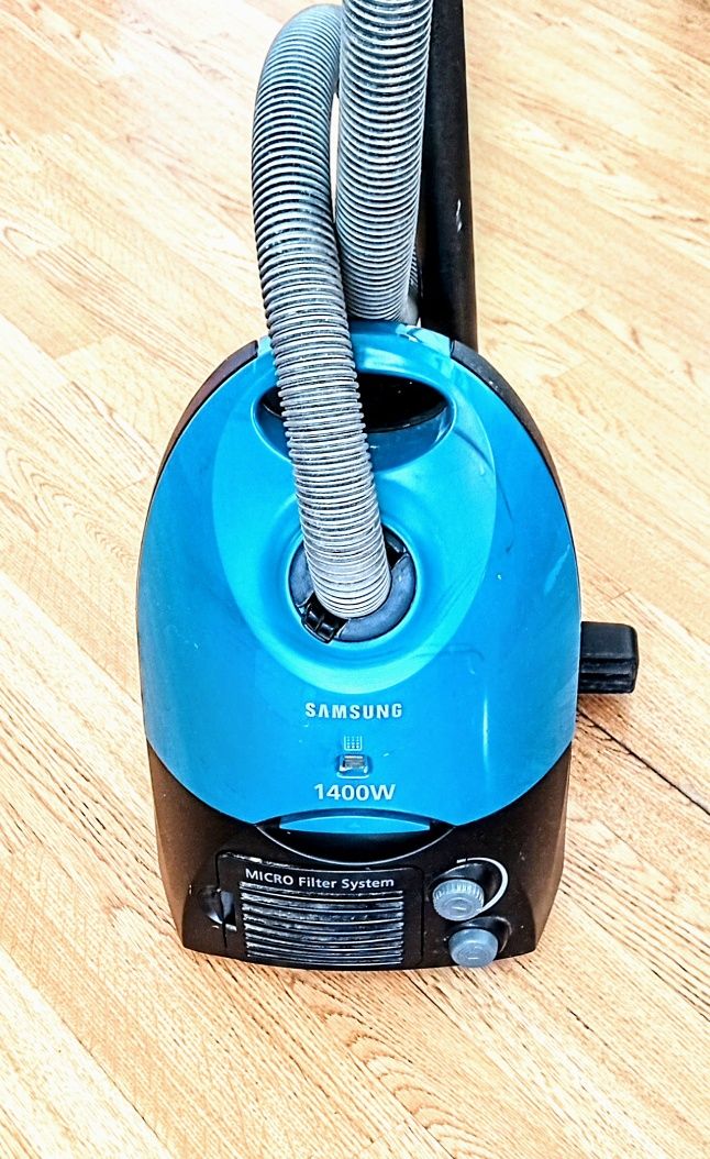 Пылесос Samsung, 1400W