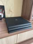 Продам Play station 4 PRO