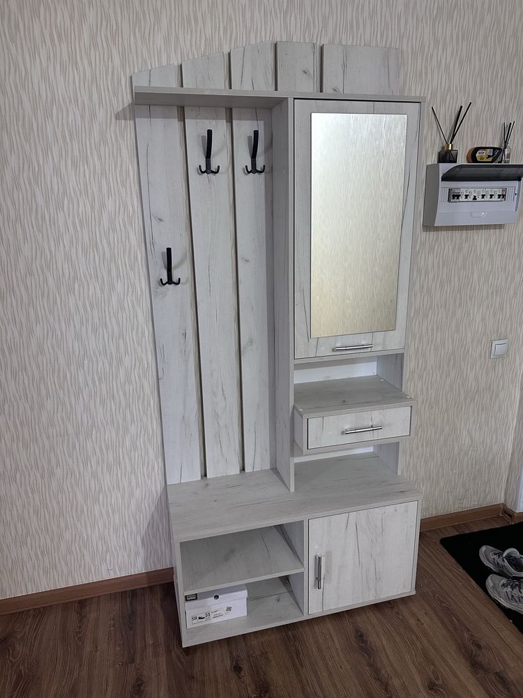 Шкаф в прихожую. Прихожка
