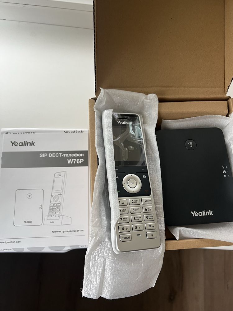 Телефонная IP-DECT-система Yealink W76P с двумя трубками Yealink W56H