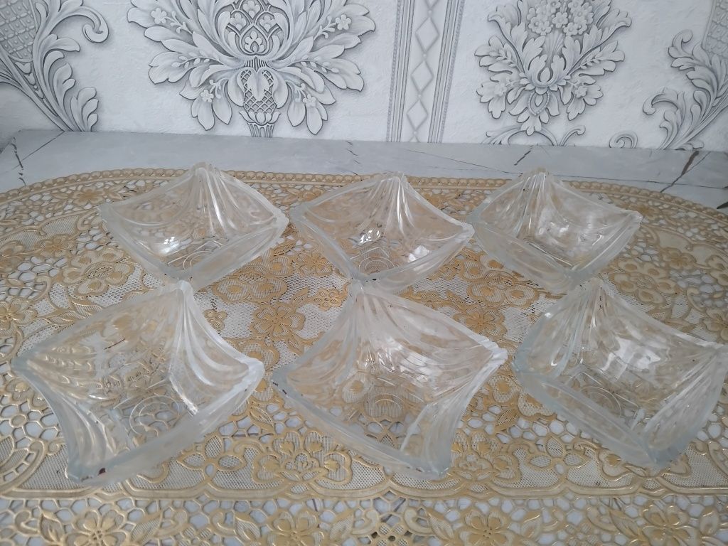 Продам конфетницы