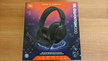Новые наушники JBL Quantum 200