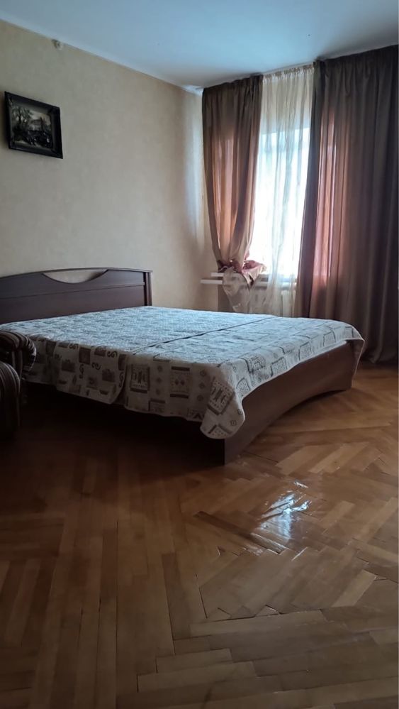 Продается здание гостиницы , кафе, магазин