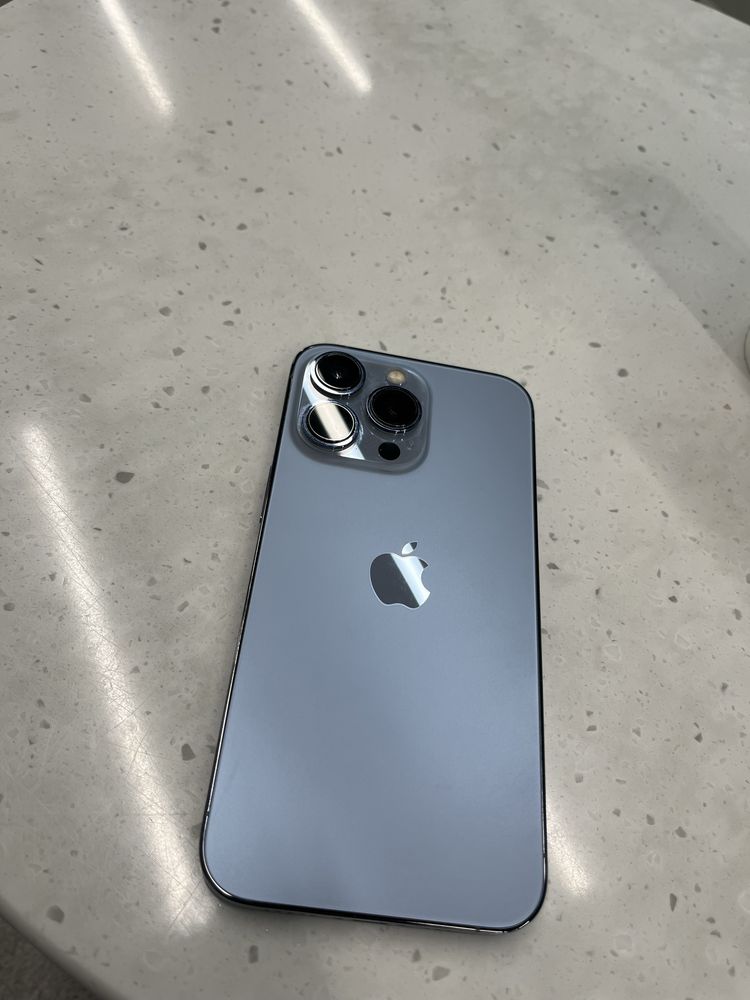 Продам iphone 13pro