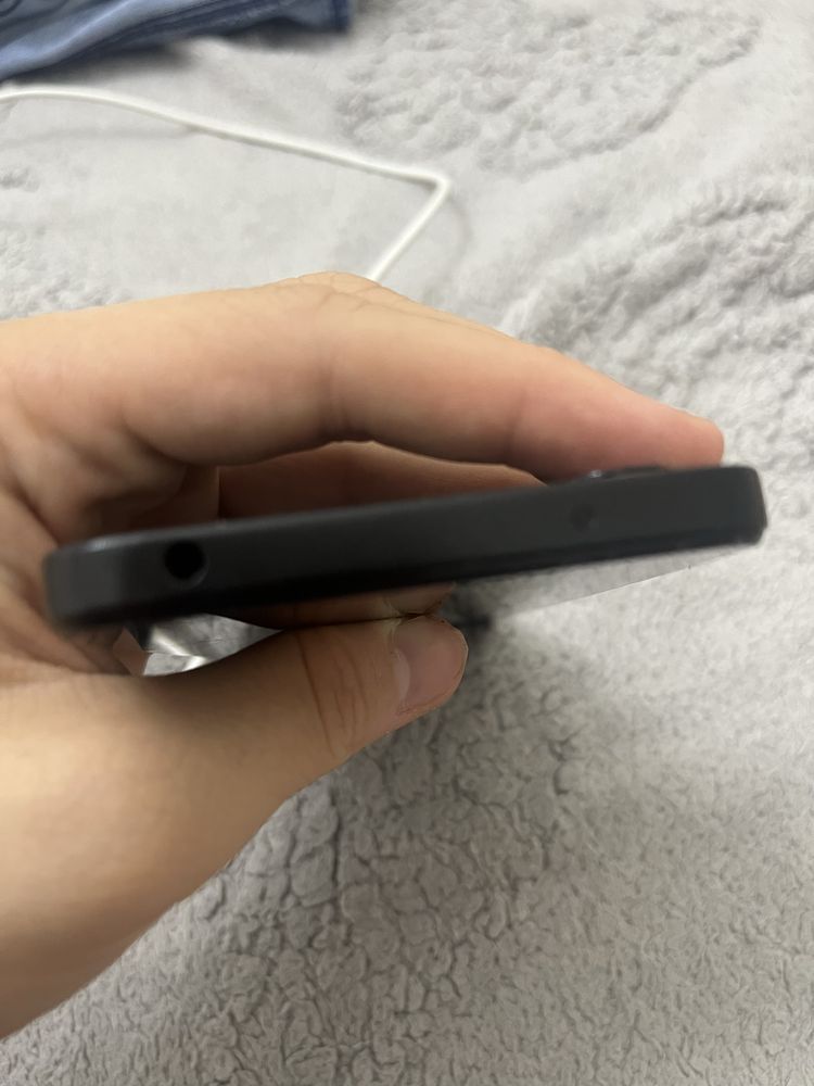 Продам новый телефон Redmi note 12-4G, в отличном состоянии
