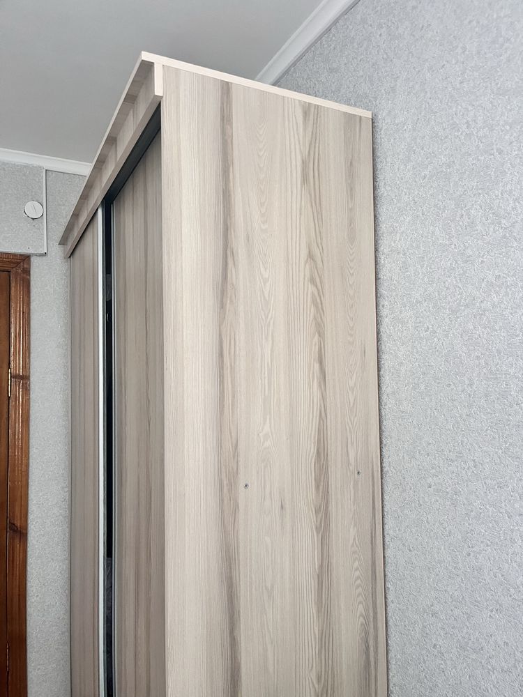 Продам шкаф купе