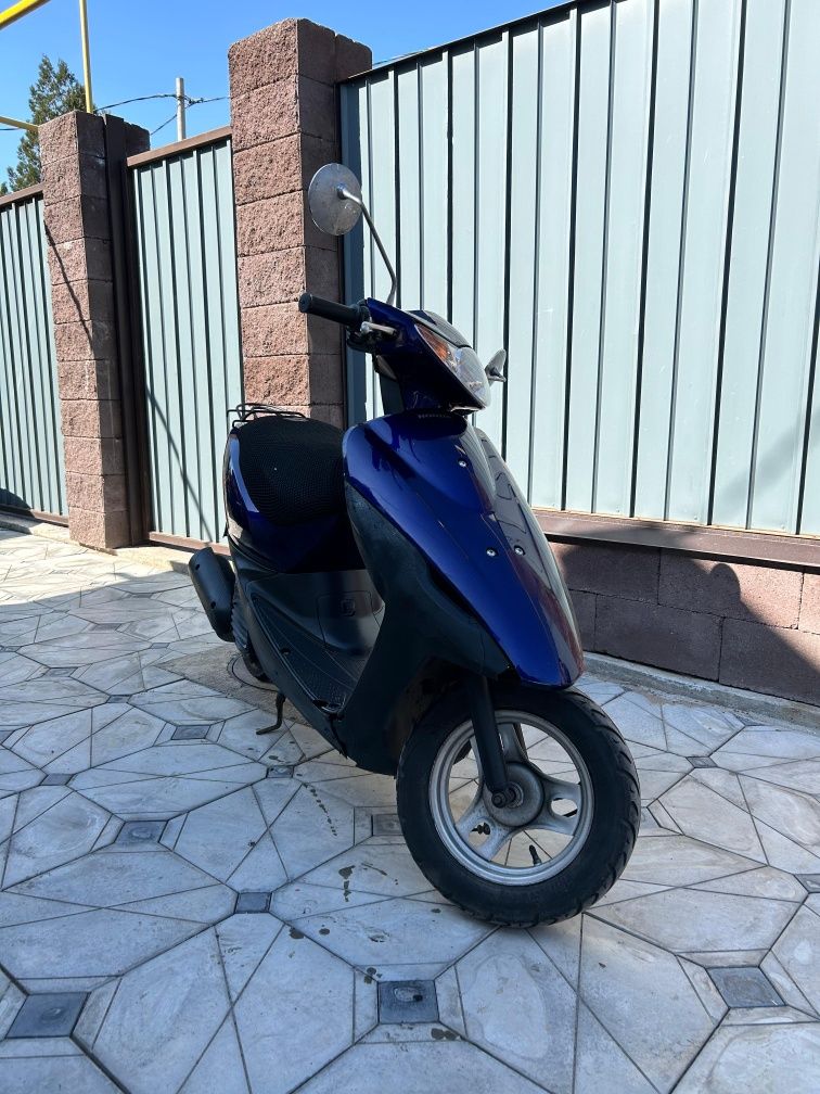 Продам Мопед Honda dio