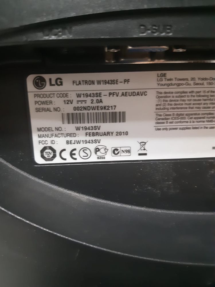 Продам рабочий монитор LG, диагональ 19 дюймов в хорошем состоянии