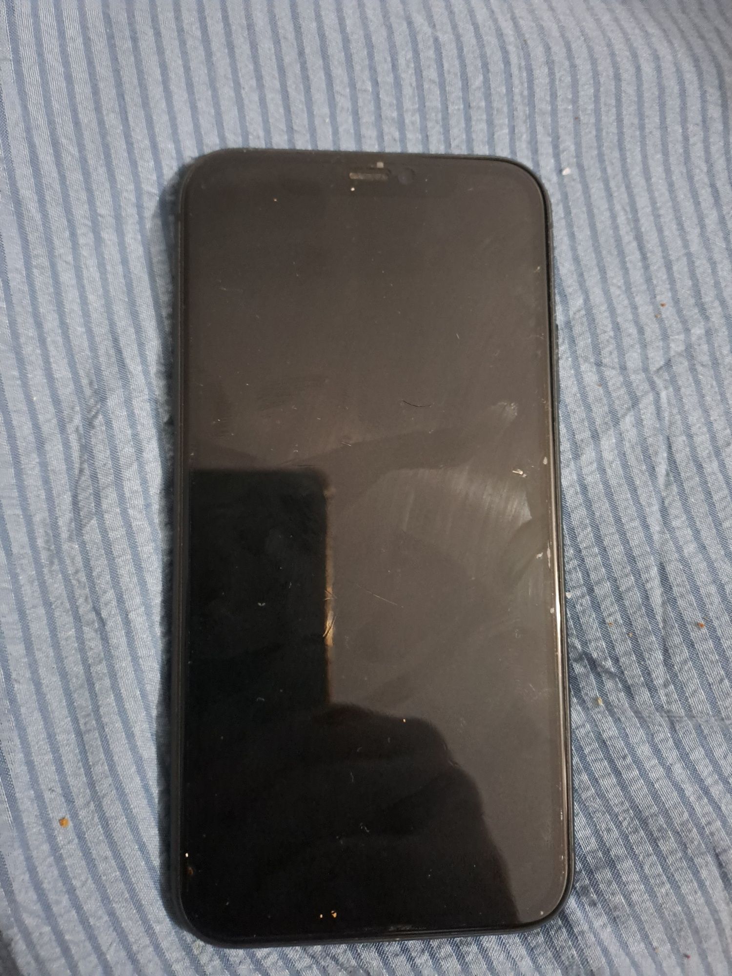 Продам iphone 11