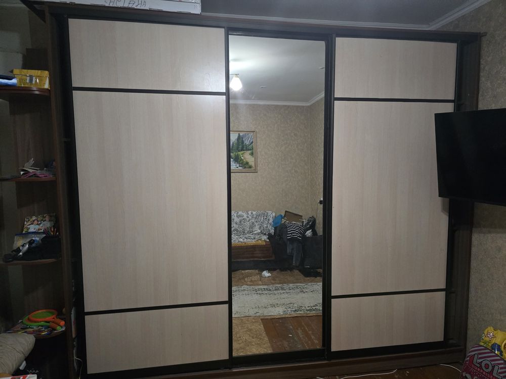 Шкаф купе продам