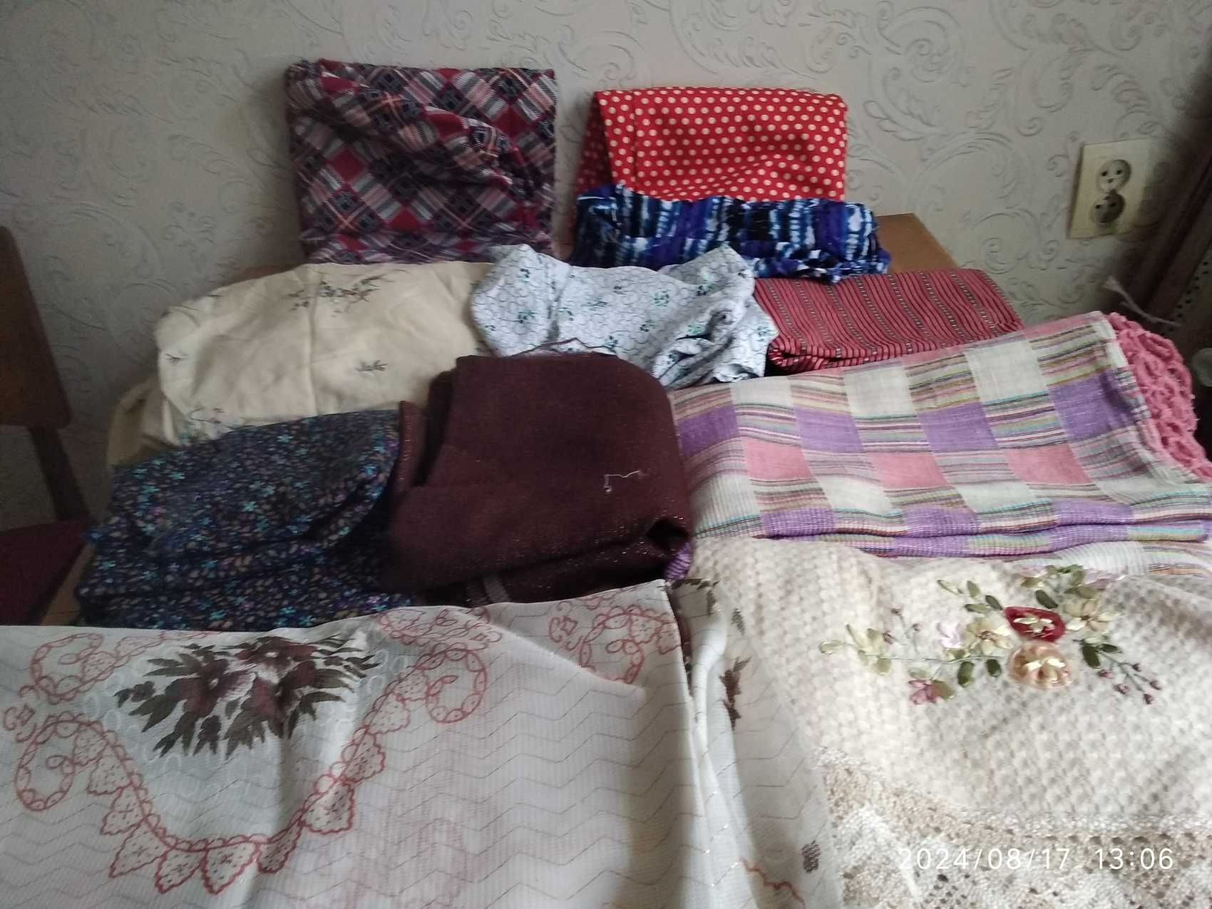 Срочно продам отрезы различных тканей для бытовых нужд в доме.