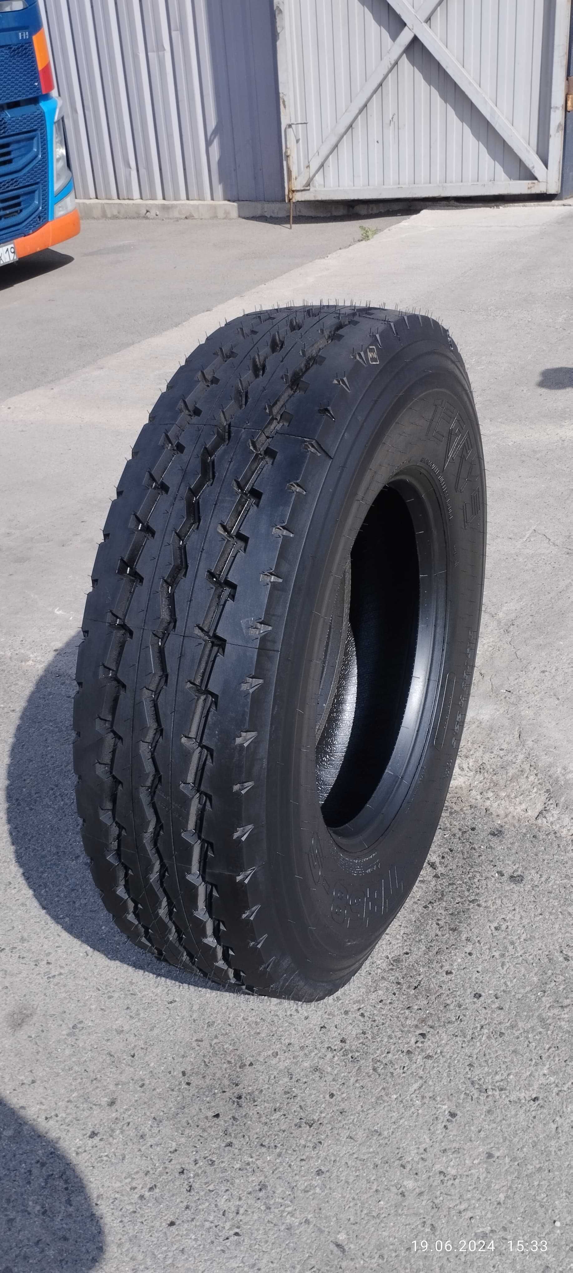 Грузовые шины со склада 12.00R20,11.00R20, 10.00R20, 11R22.5, 13R22.5