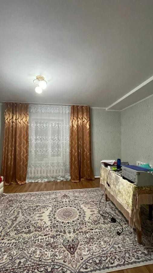 Продам 9 ком коттедж в Военном городке