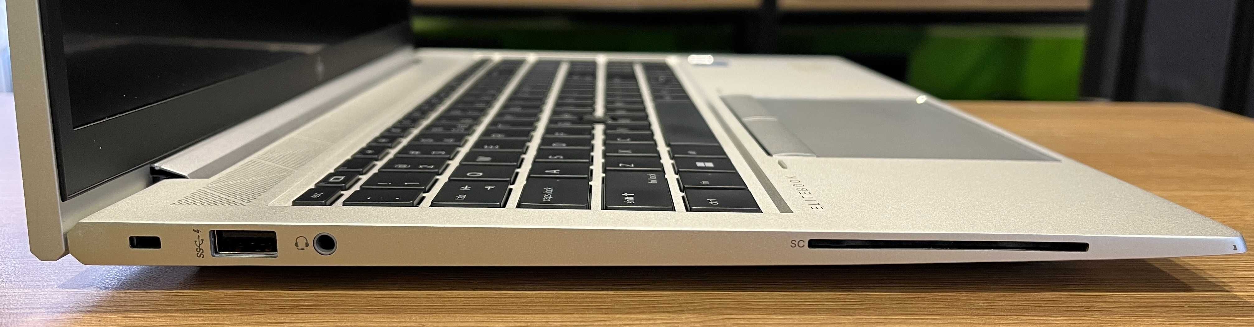 HP Elitebook 840 G8. Core i5-1135G7 1.2/4.2 GHz. 8/256 GB