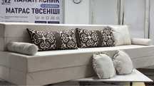 Безкаркасный диван