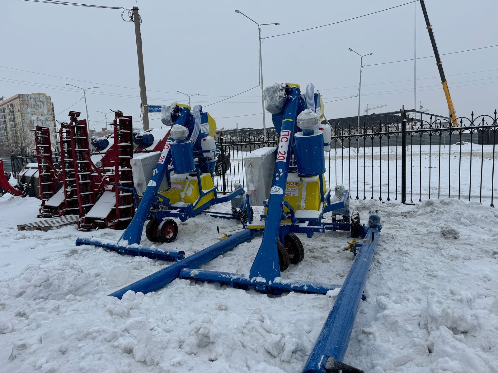Зернометатели, протравители, зернометатели в комплексе с протравителем