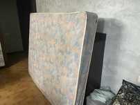 Продам Матрас 160/200