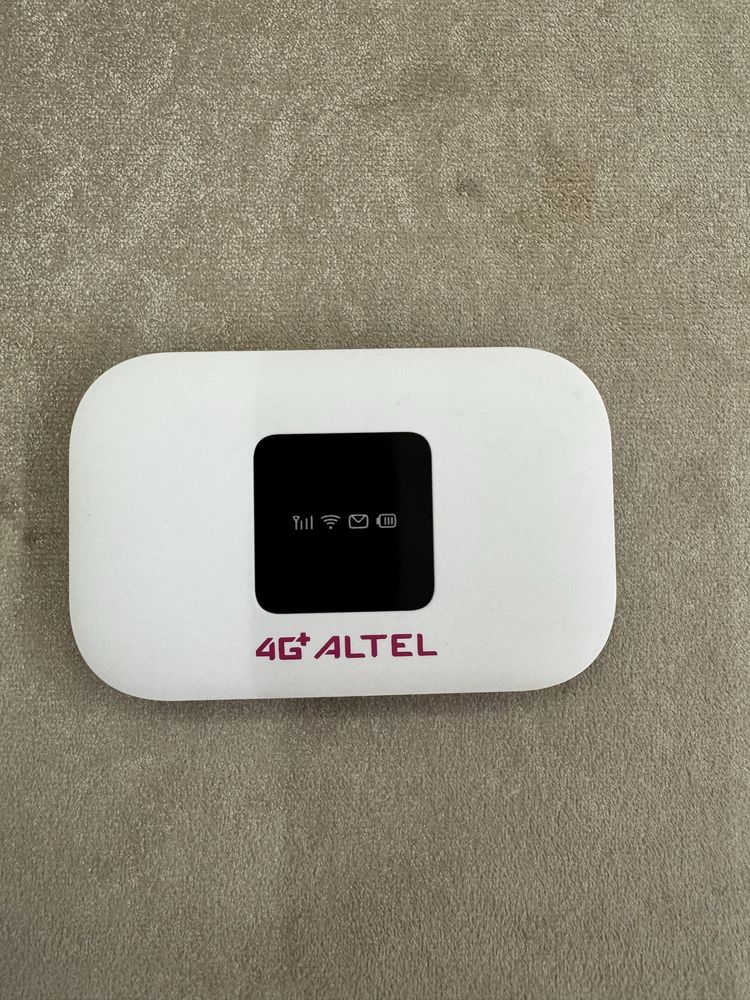Карманный Wi-Fi роутер Altel 4G