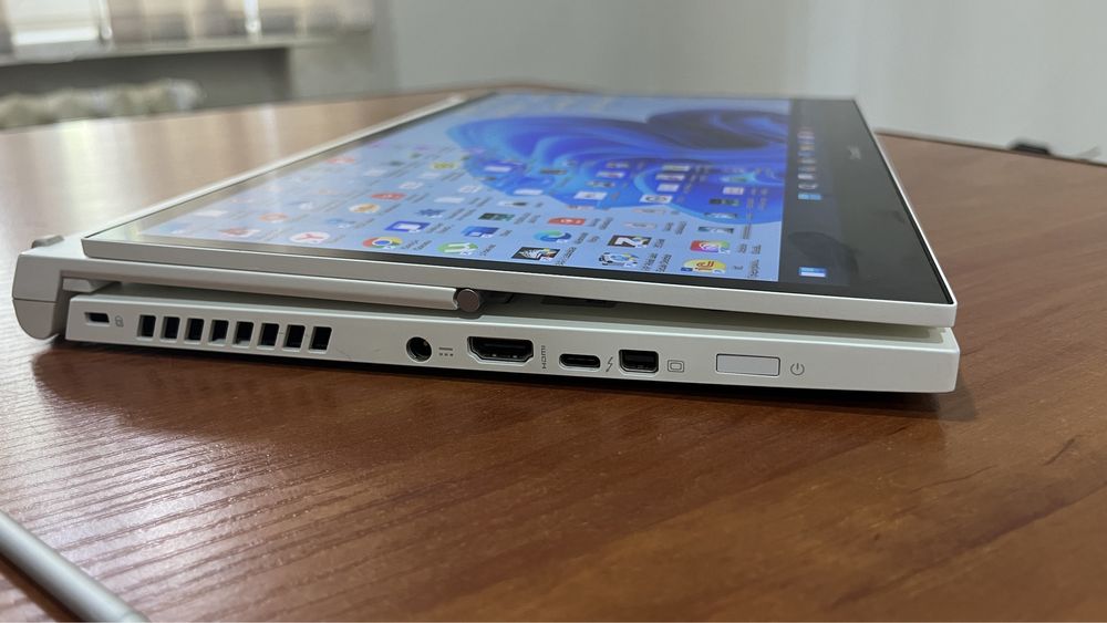 Ноутбук Acer Concept D