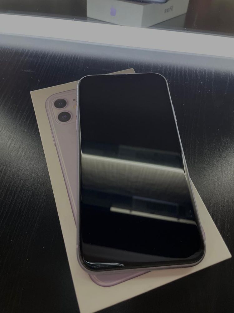 Продам Iphone 11