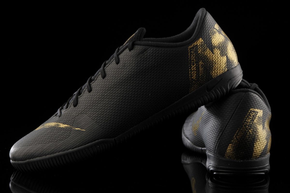 Футзалки Nike Mercurial Vapor 12 Academy IC