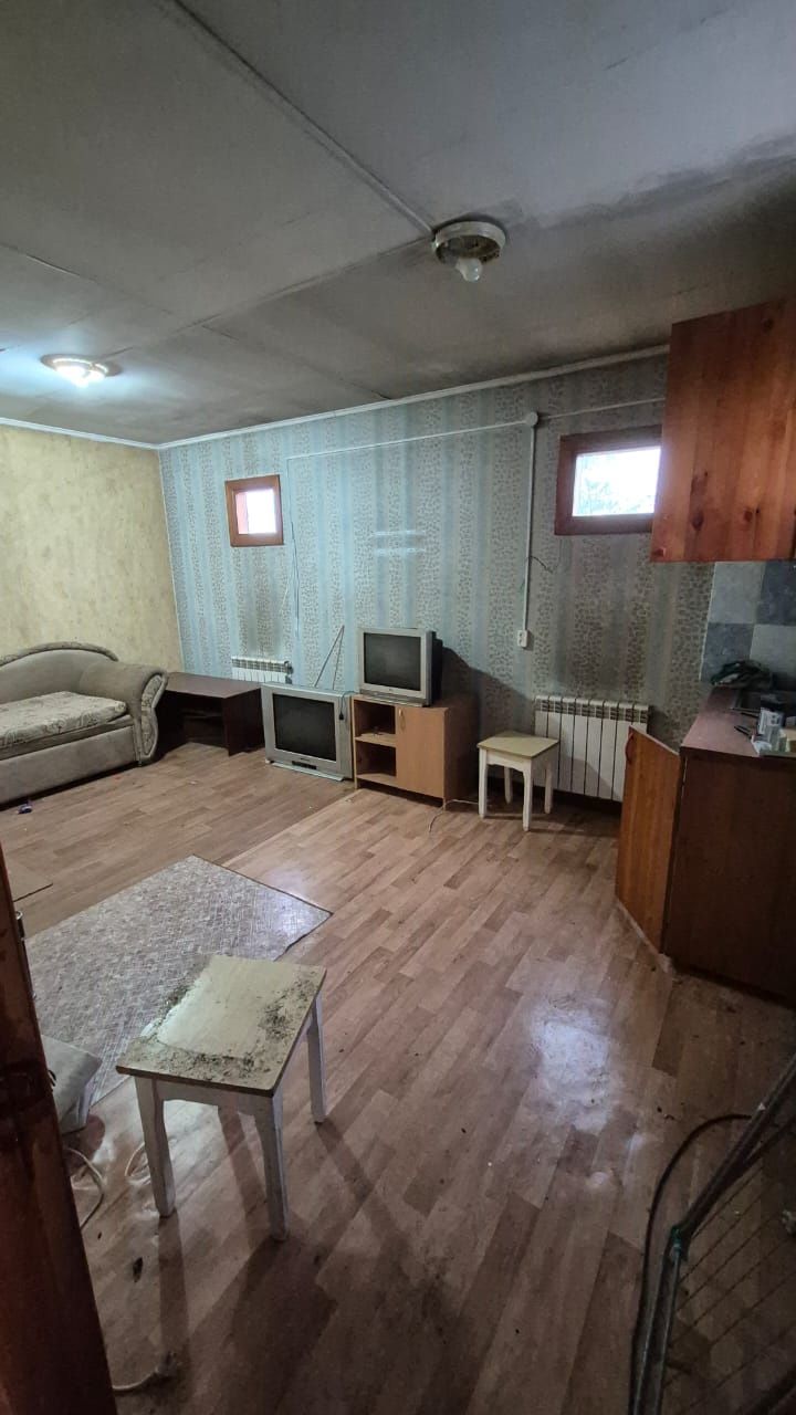 Продам участок в ЖД поселке в 13 сотак
