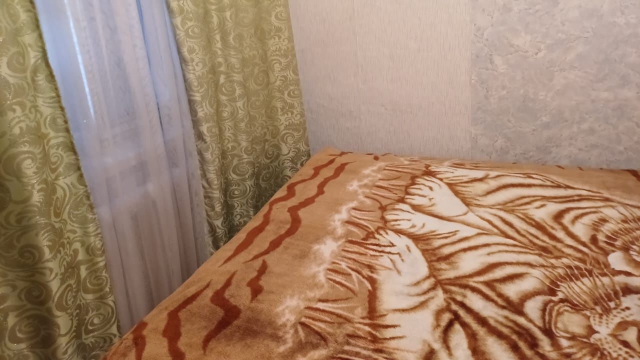 Посуточно сдается 2-х комнатная квартира возле вокзала