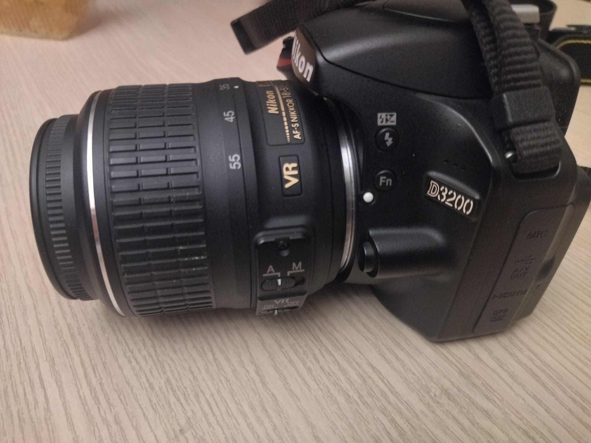 Nikon d3200 kit  в отличном состоянии