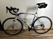 Шоссейный велосипед Giant TCR