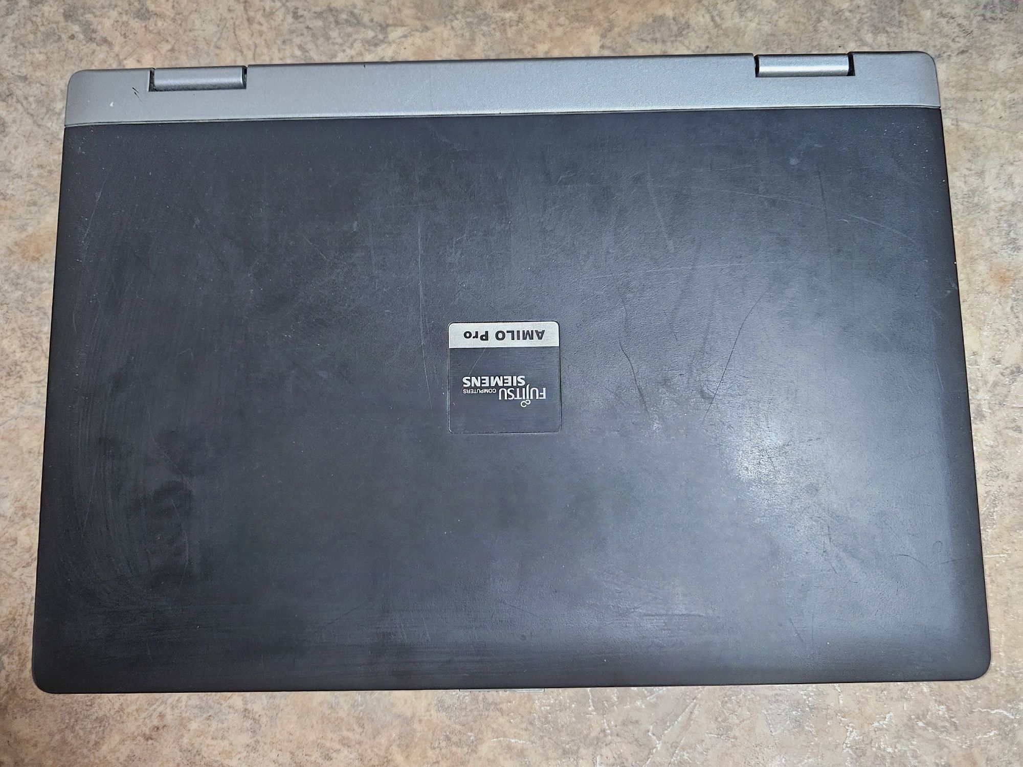 Ноутбук Fujitsu Siemens